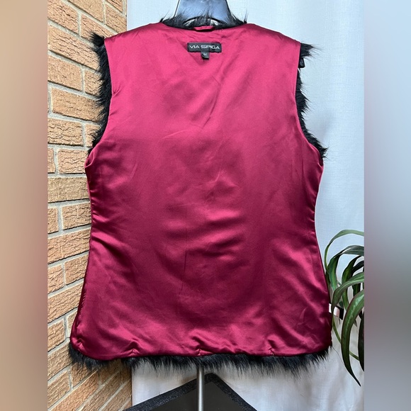 VIA SPIGA 2001 collection - black Faux Fur vest lined with burgundy sateen- med - Picture 5 of 8